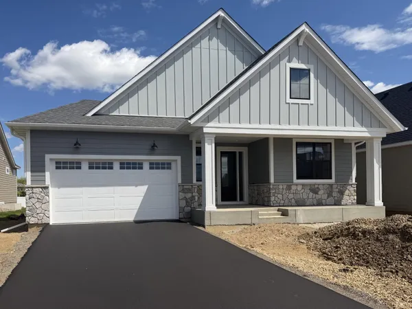 $789,990 | 17936 Greenwich Way, Lakeville, MN 55044