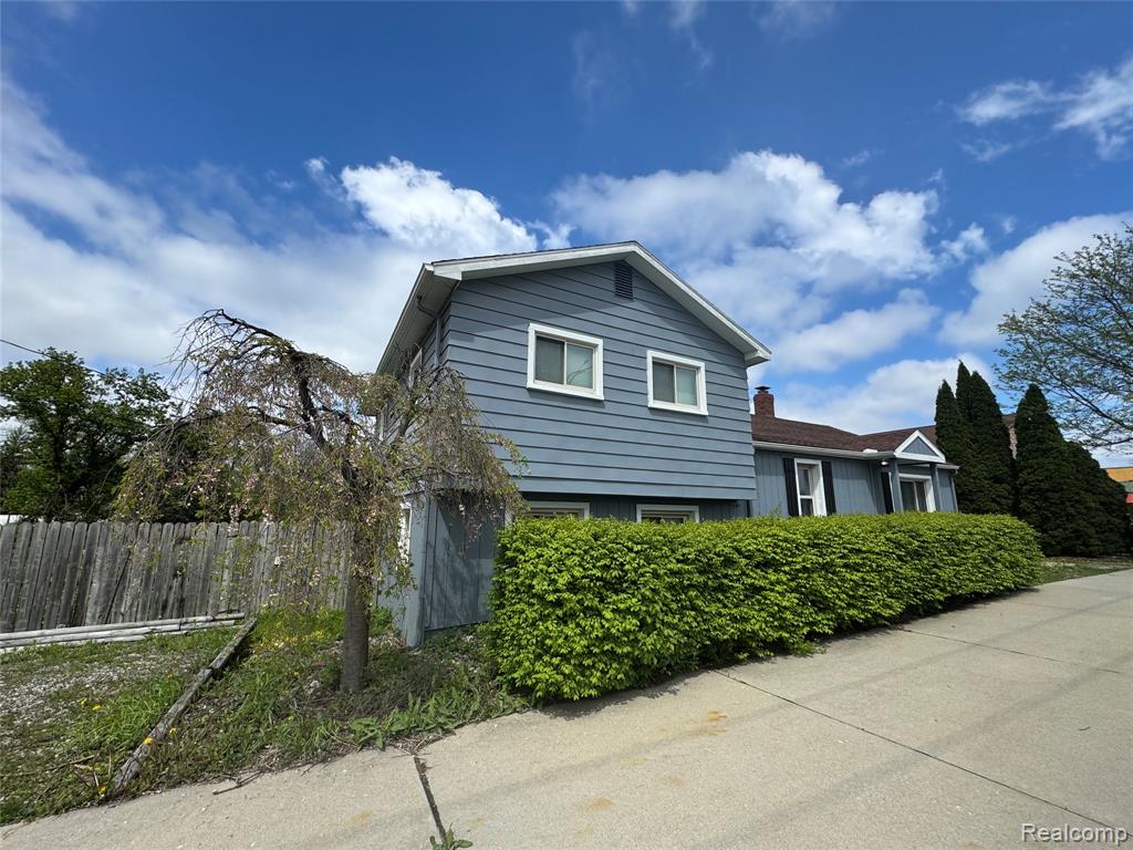 835 East Long Lake Road Troy, MI 48085 - Photo 2 of 30