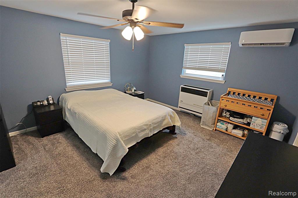 1215 Delta Road Walled Lake, MI 48390 - Photo 11 of 25