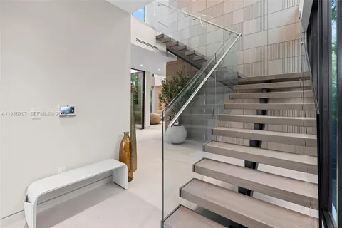 $6,350,000 | 4534 Sheridan Avenue, Miami Beach, FL 33140