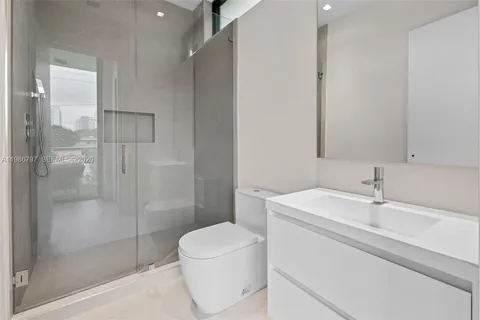 $6,350,000 | 4534 Sheridan Avenue, Miami Beach, FL 33140