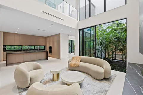 $6,350,000 | 4534 Sheridan Avenue, Miami Beach, FL 33140