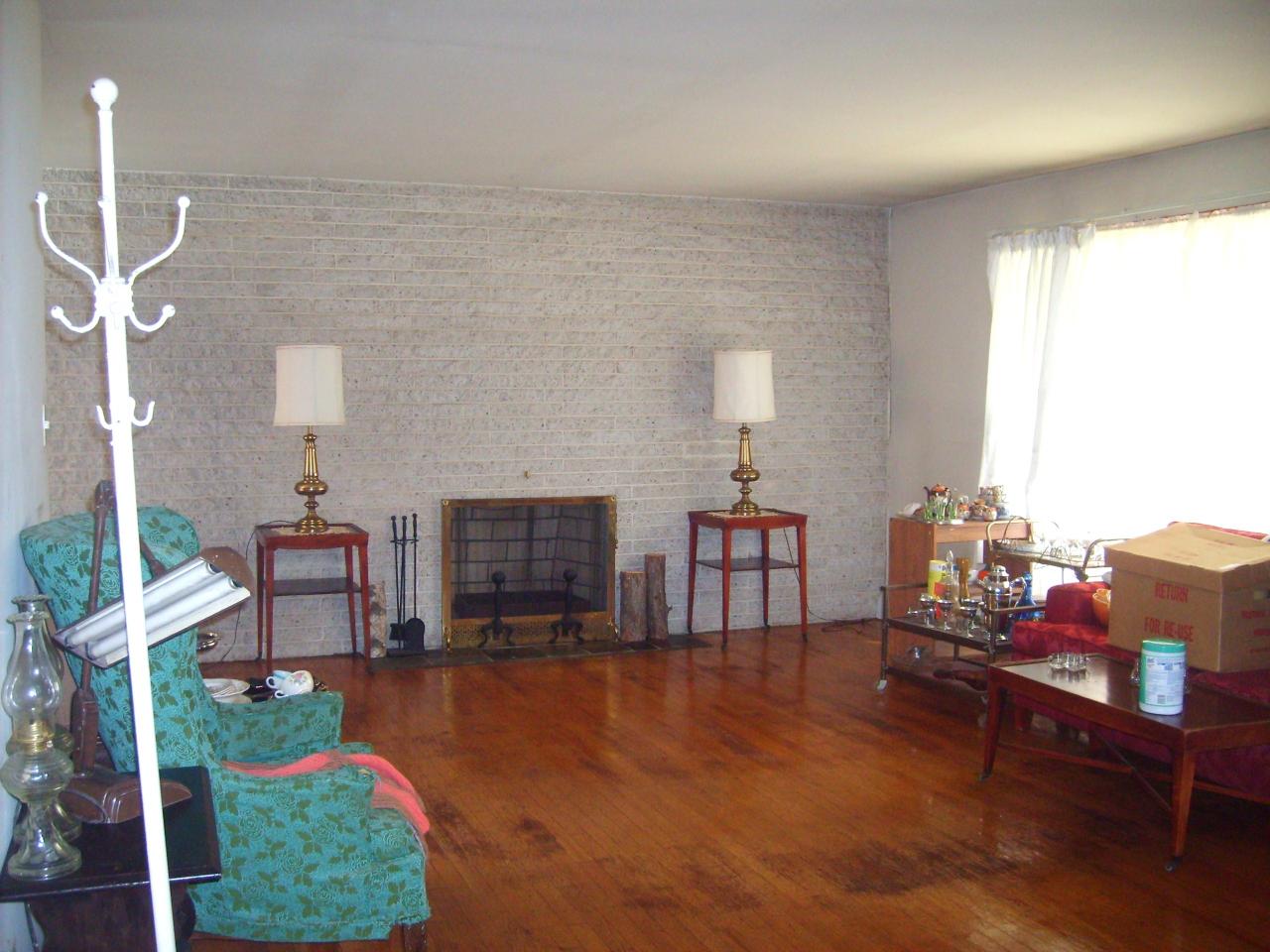 233 Mountain Road Albrightsville, PA 18210 - Photo 5 of 15 LIVING ROOM
