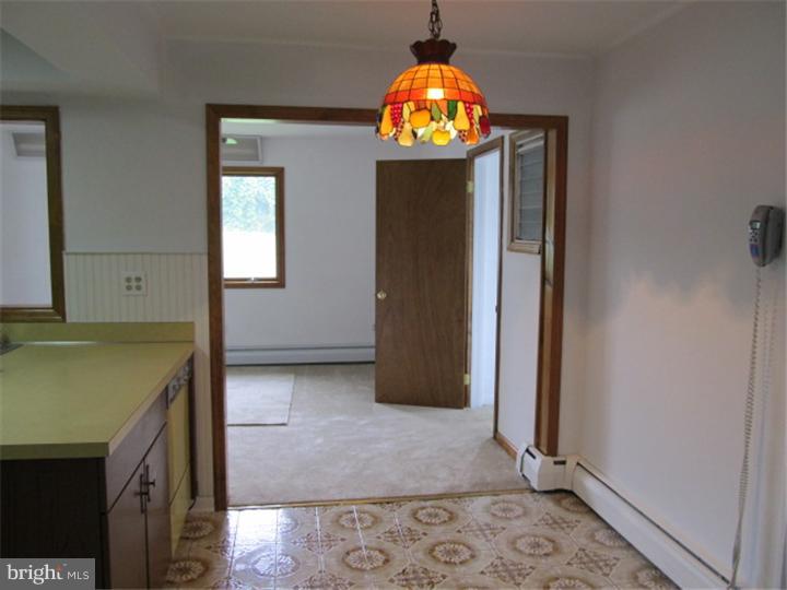 121 Terrace Road Levittown, PA 19056 - Photo 6 of 13 Kitchen