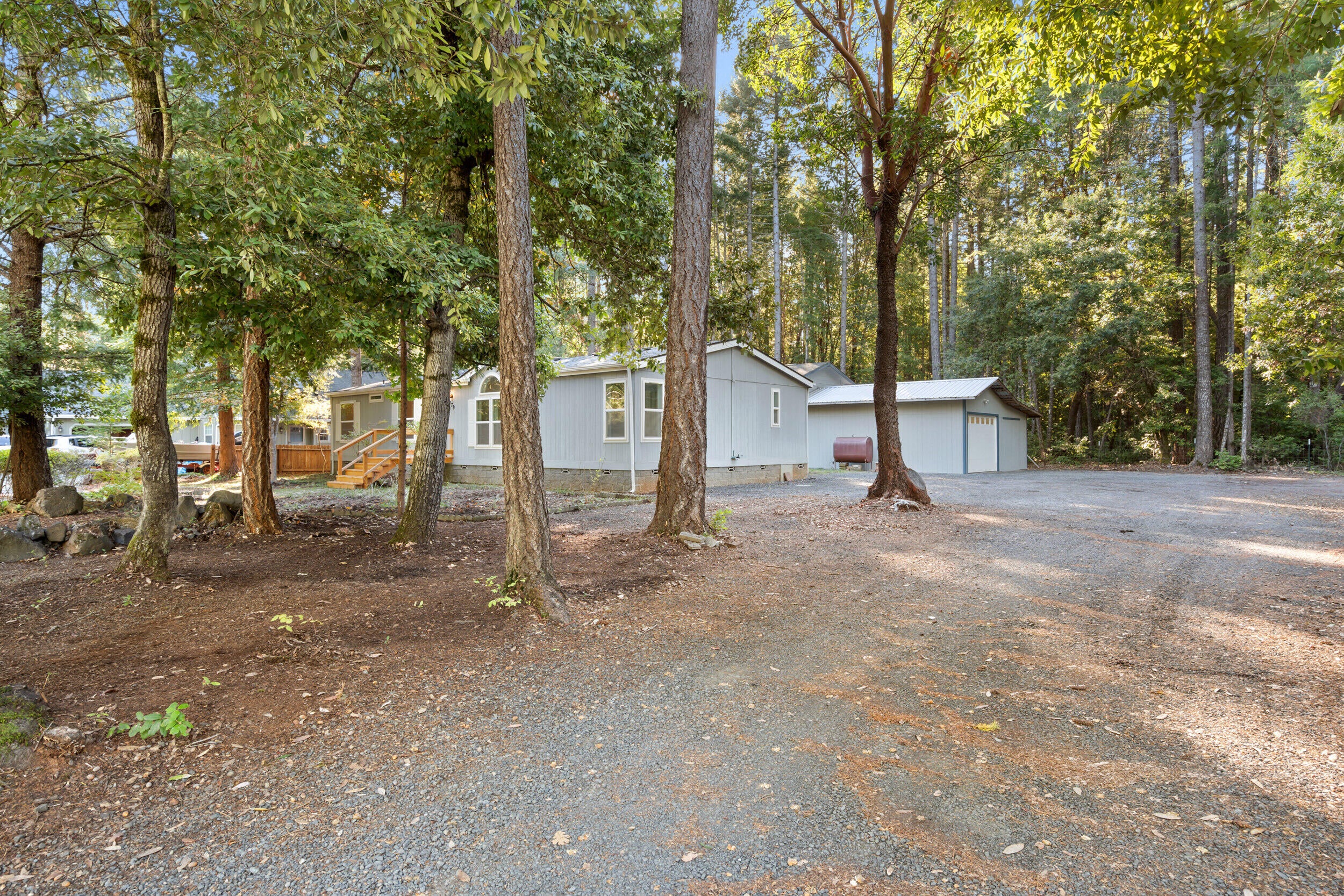 479 Addison Lane Cave Junction, OR 97523 - Photo 2 of 28 479 addison ln, cave junction, or 97523-