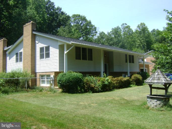 121 Claiborne Road Edgewater, MD 21037 - Photo 20 of 20 Exterior (Front)