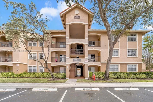 $2,650 | 151 Southwest 117th Avenue, Unit 9308, Pembroke Pines, FL 33025