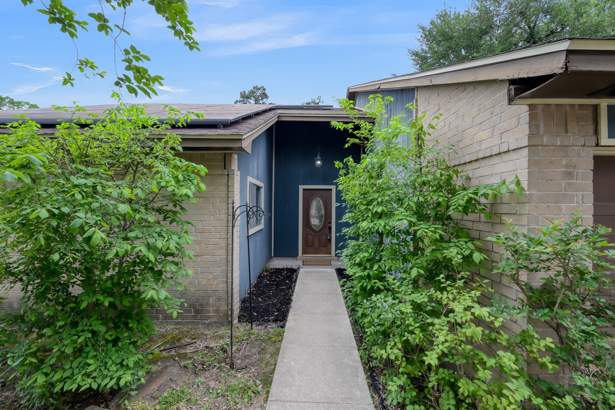 2723 Goldspring Lane Spring, TX 77373 - Photo 2 of 18