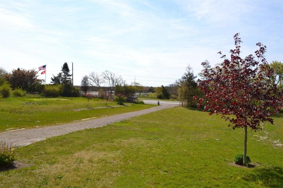 181 George Ryder Road Chatham, MA 02633 - Photo 5 of 24 Front yard