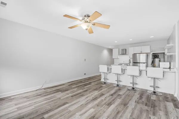 $2,800 | 1726 North Kedzie Avenue, Unit I, Chicago, IL 60647