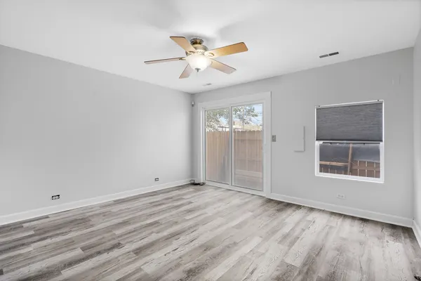 $2,800 | 1726 North Kedzie Avenue, Unit I, Chicago, IL 60647