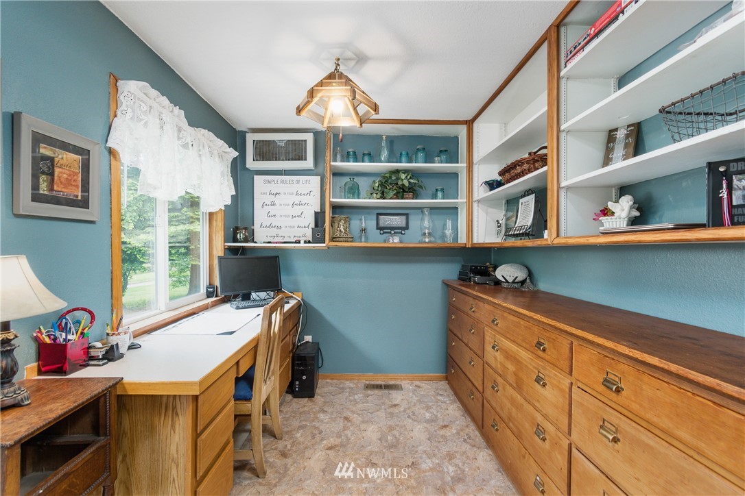 34 North Jacobson Road Cathlamet, WA 98612 - Photo 16 of 37 Gallery Image 16