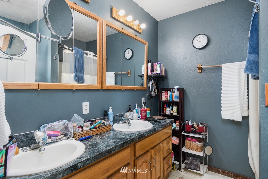 34 North Jacobson Road Cathlamet, WA 98612 - Photo 7 of 37 Gallery Image 7
