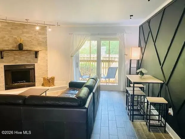 $2,000 | 4525 Kimberly Way, Wilmington, NC 28403