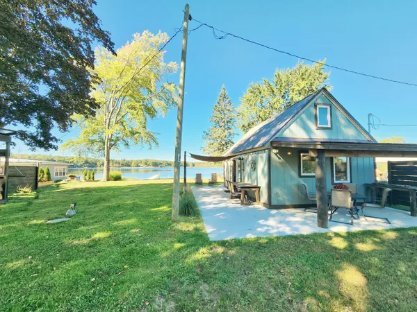 $339,900 | 2813 Mundy Avenue, White Cloud, MI 49349