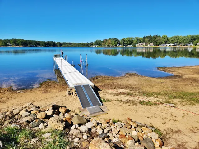 $339,900 | 2813 Mundy Avenue, White Cloud, MI 49349