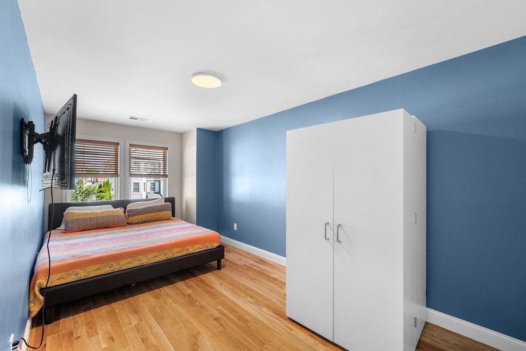 72 Manchester Street, Unit 72 Lowell, MA 01852 - Photo 20 of 41