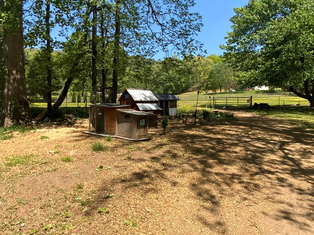 136 Gibson Road Andrews, NC 28901 - Photo 14 of 68