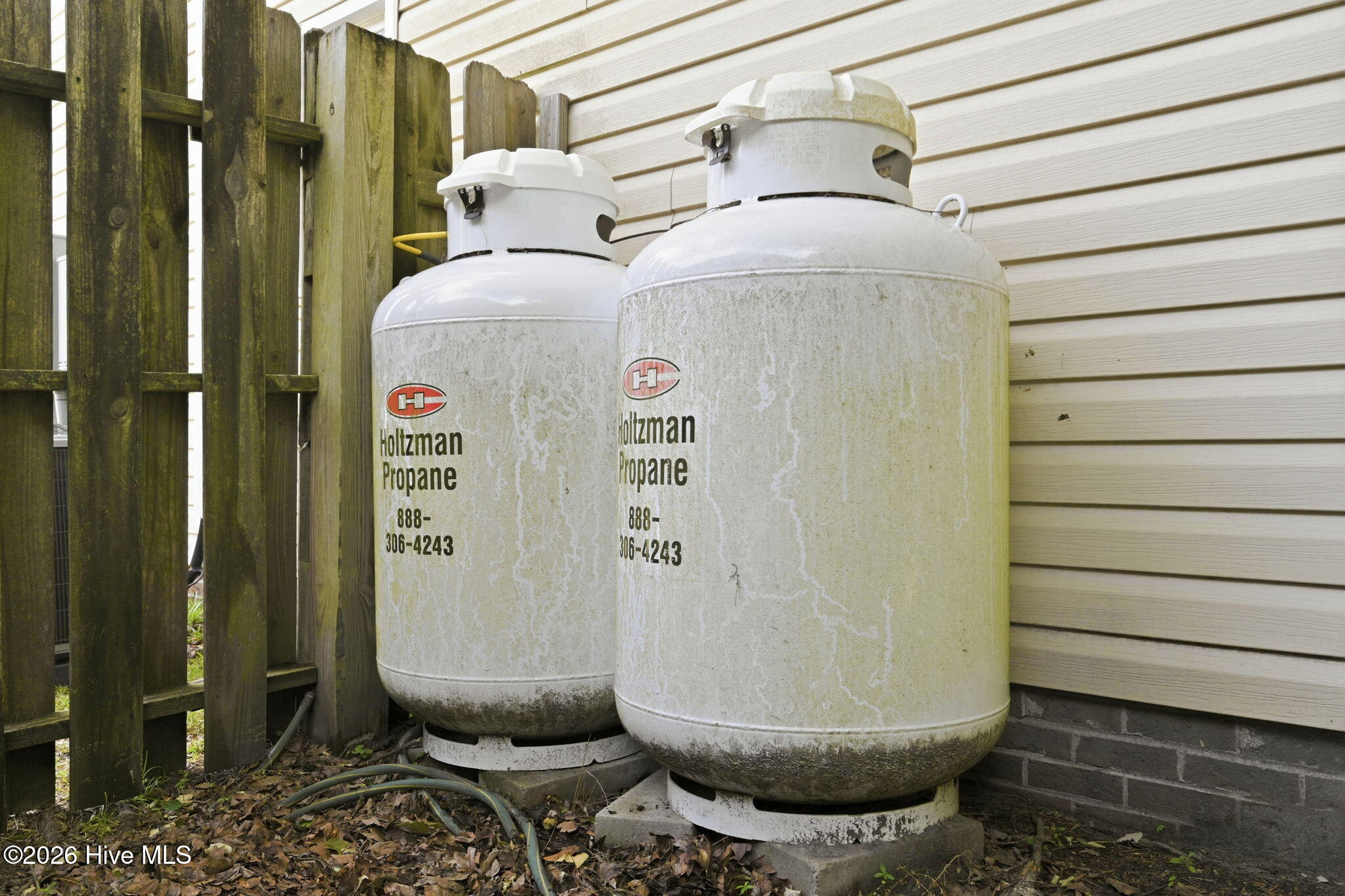 275 Raintree Road Jacksonville, NC 28540 - Photo 51 of 111 Gas Tanks For Generator