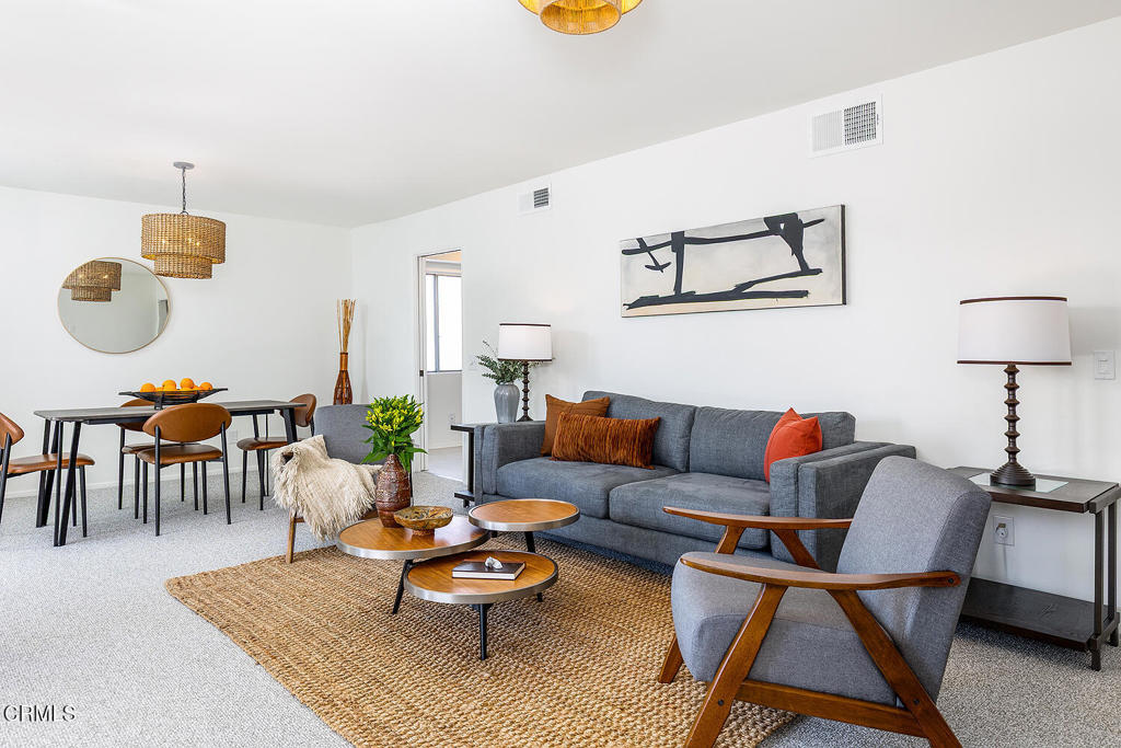 972 East California Boulevard, Unit 201 Pasadena, CA 91106 - Photo 1 of 23 972 E California Blvd #201 006-mls