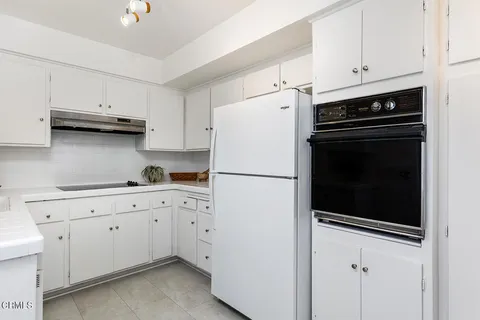 $679,000 | 972 East California Boulevard, Unit 201, Pasadena, CA 91106