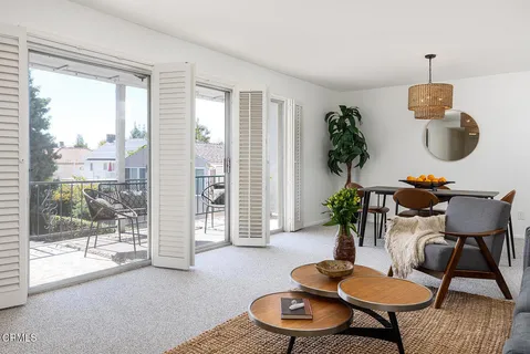 $679,000 | 972 East California Boulevard, Unit 201, Pasadena, CA 91106