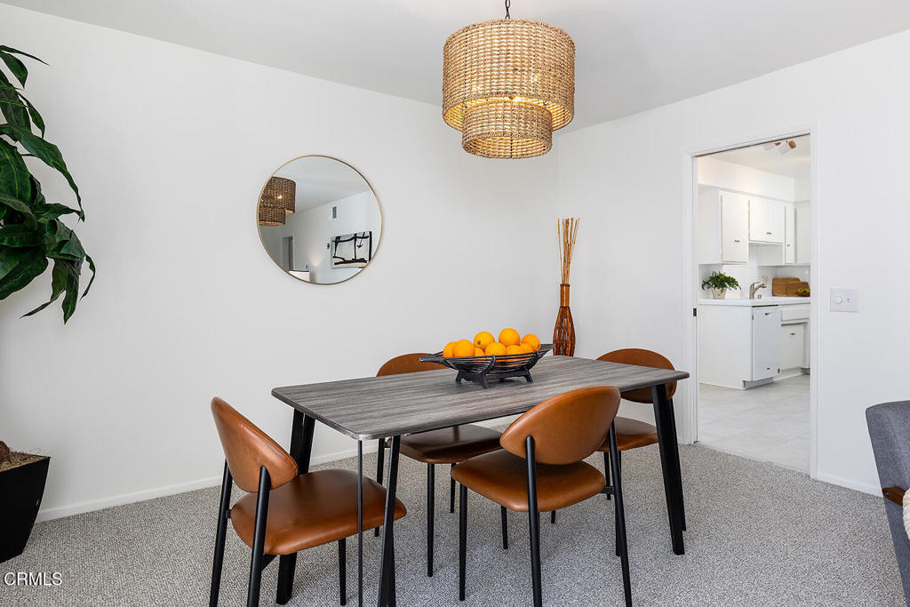 972 East California Boulevard, Unit 201 Pasadena, CA 91106 - Photo 8 of 23 972 E California Blvd #201 014-mls