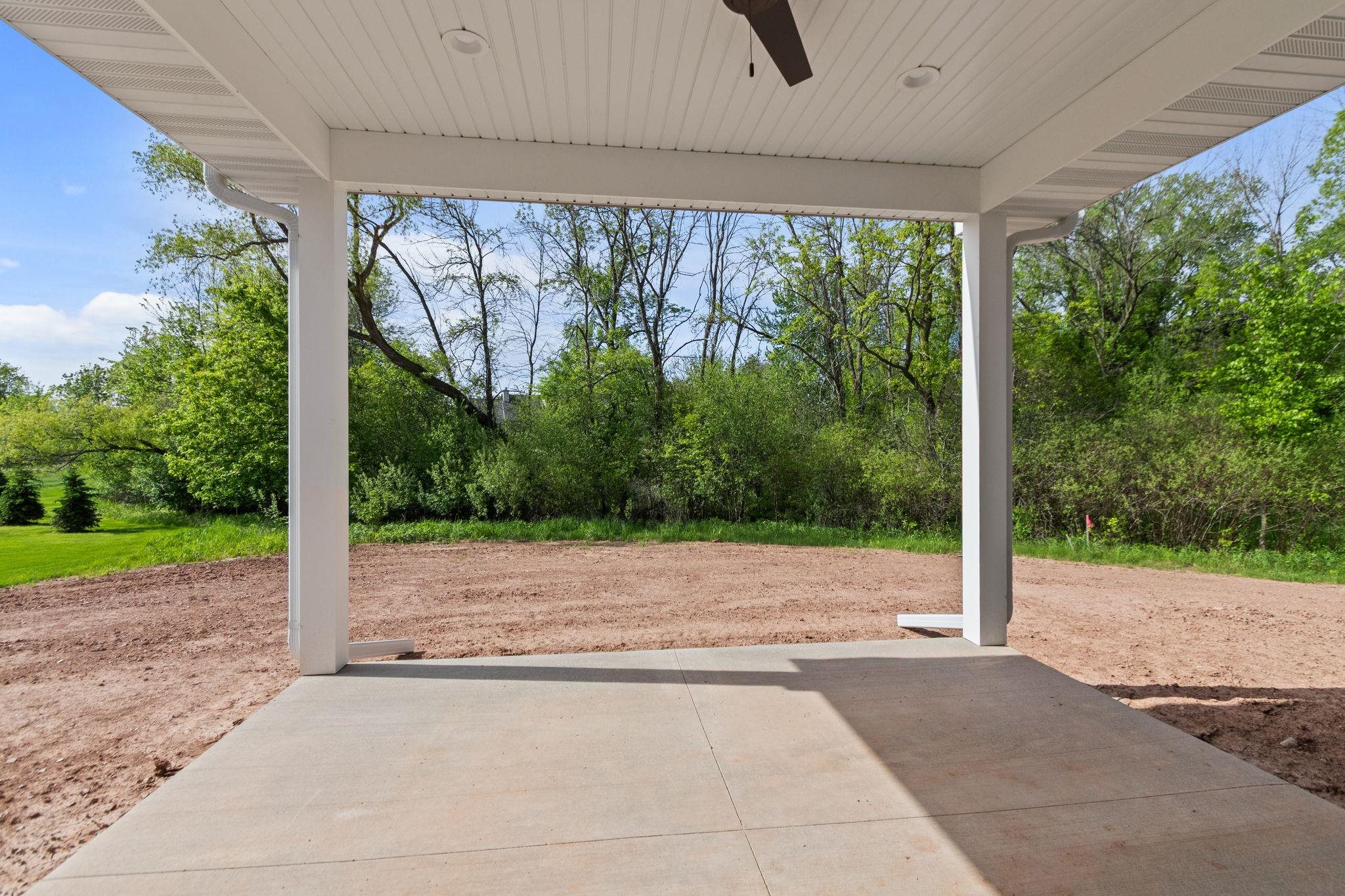 W5995 Woodland Road Menasha, WI 54952 - Photo 31 of 35