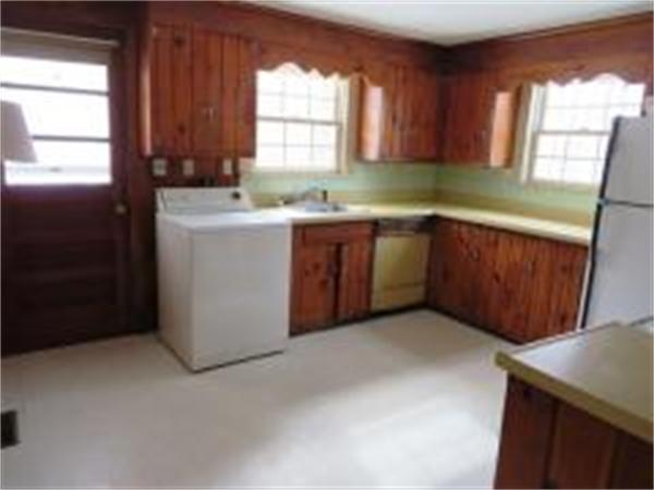 10 Leverett Road Shutesbury, MA 01072 - Photo 3 of 9 Gallery Image 3