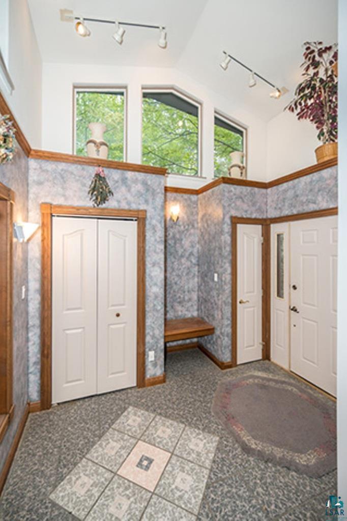 1372 Lawrence Road Cloquet, MN 55720 - Photo 3 of 49 Gallery Image 3