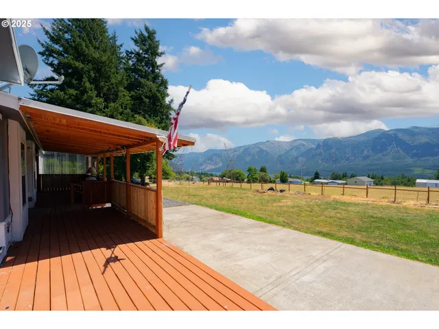 $550,000 | 271 Old Airport Road, Carson, WA 98610