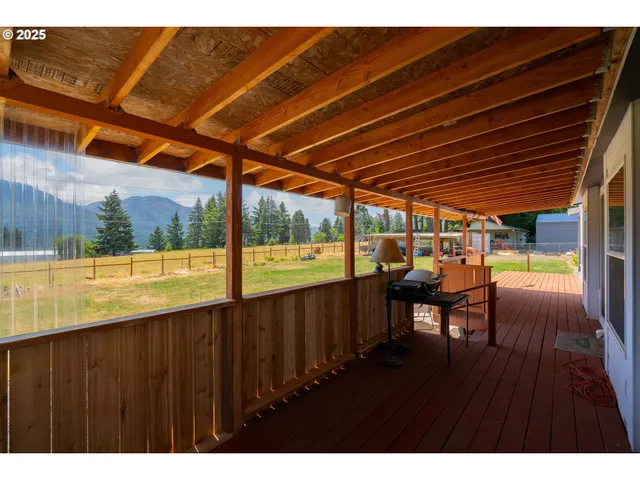 $550,000 | 271 Old Airport Road, Carson, WA 98610