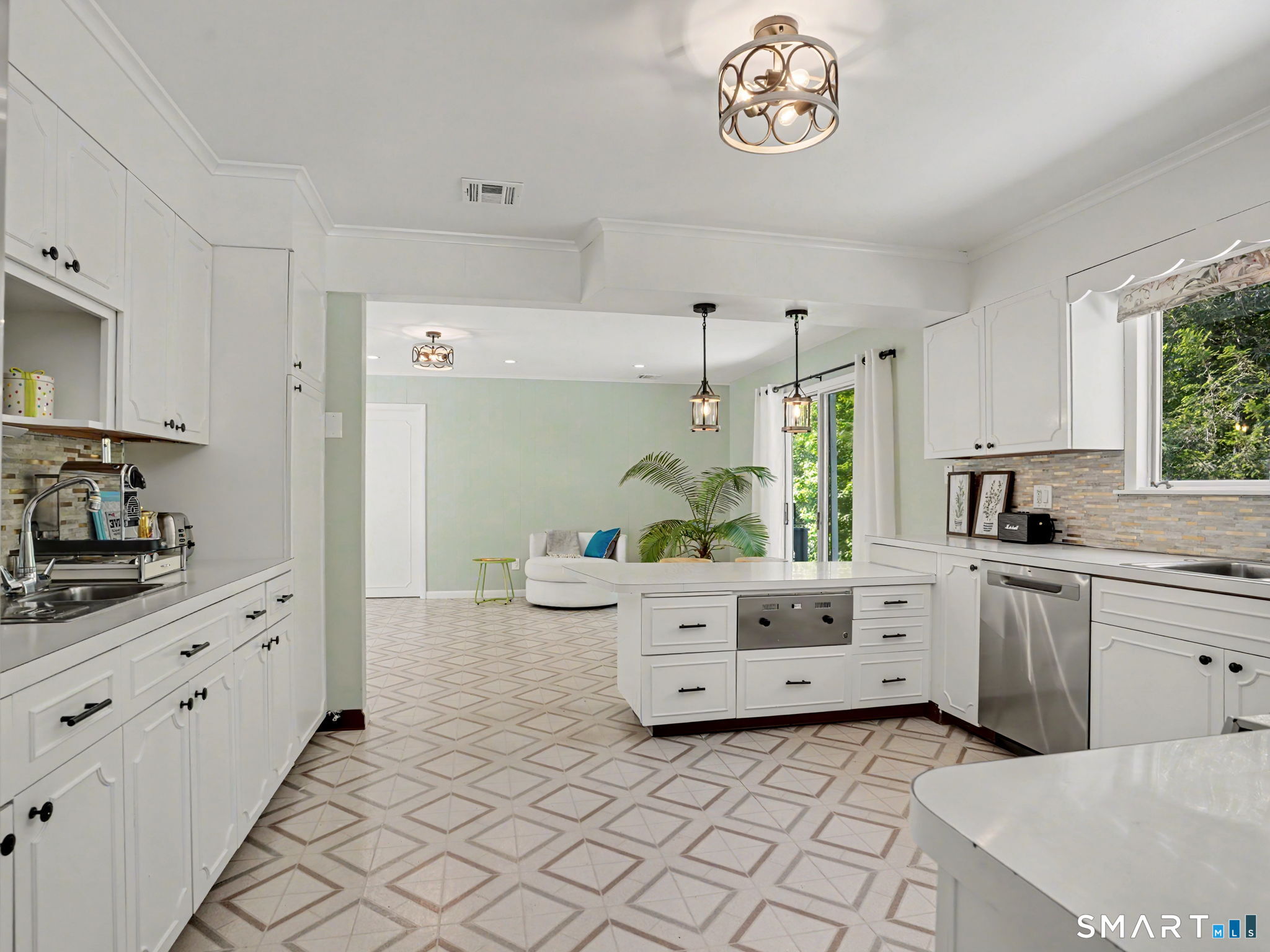 2 Studio Lane Norwalk, CT 06850 - Photo 8 of 33
