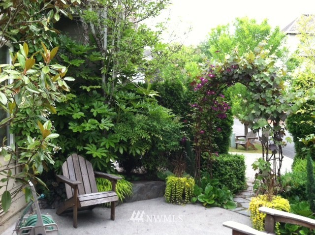 17124 Parkside Way Southeast Renton, WA 98058 - Photo 12 of 13