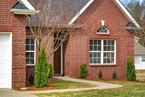 $380,000 | 403 Foster Drive, White House, TN 37188