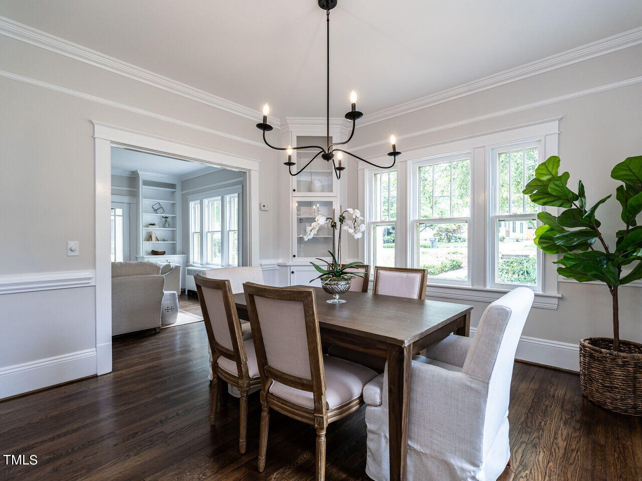 200 West Whitaker Mill Road Raleigh, NC 27608 - Photo 8 of 35 009-1280x960-dining-room