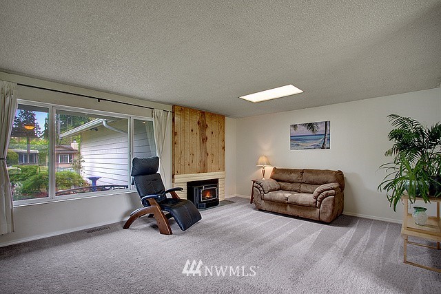 14205 145th Place Southeast Renton, WA 98059 - Photo 7 of 14 Gallery Image 7