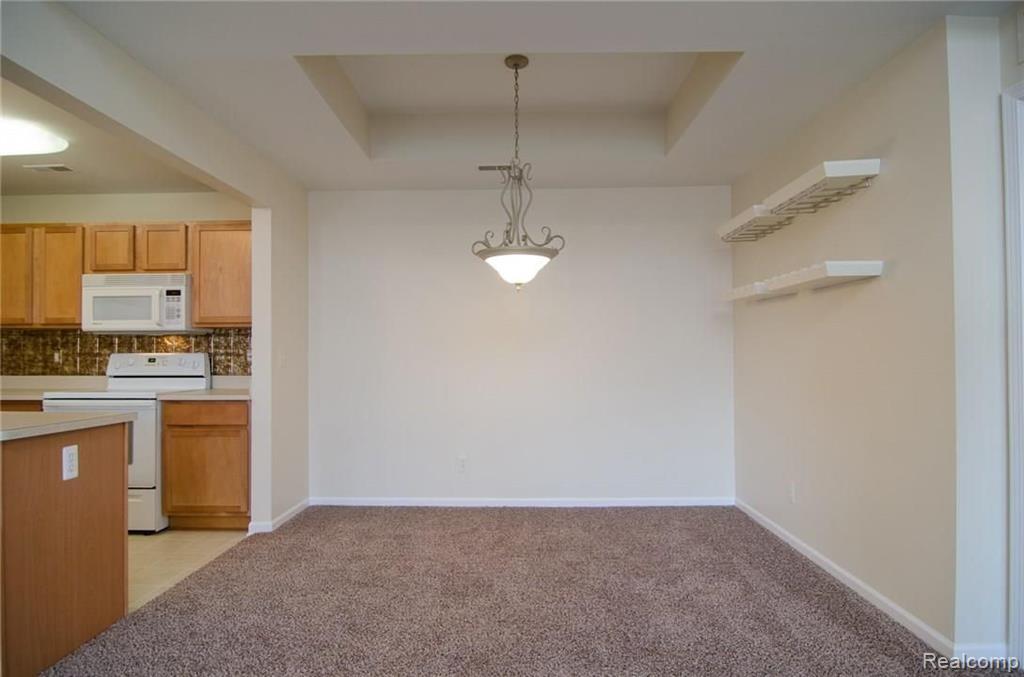 11694 Farmington Road Livonia, MI 48150 - Photo 8 of 21