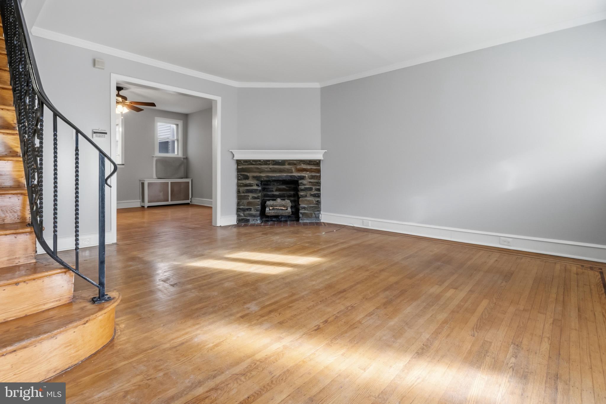 7261 Calvin Road Upper Darby, PA 19082 - Photo 3 of 23