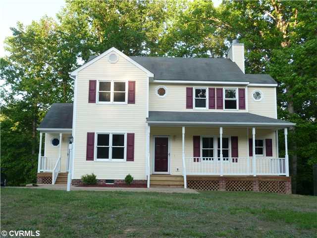 5001 Tulip Oak Road Chesterfield, VA 23832 - Photo 1 of 12 Exterior Front - WELCOME HOME! Nicely located in cul-de-sac, paved circular drive, country front porch and side porch. Vinyl siding!!! Maintenance free!!!