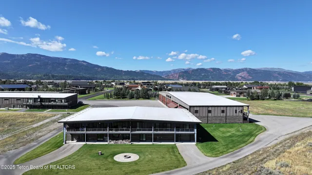 $4,150,000 | 20 Diamandis Drive, Unit 20, Alpine, WY 83128