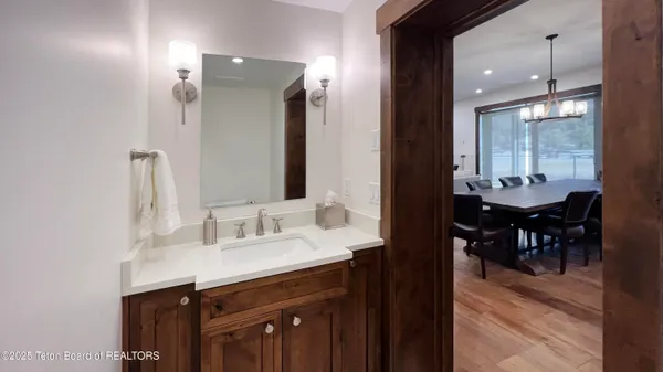 $4,150,000 | 20 Diamandis Drive, Unit 20, Alpine, WY 83128