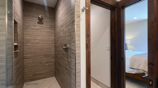 $4,150,000 | 20 Diamandis Drive, Unit 20, Alpine, WY 83128