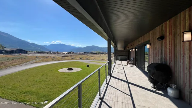 $4,150,000 | 20 Diamandis Drive, Unit 20, Alpine, WY 83128