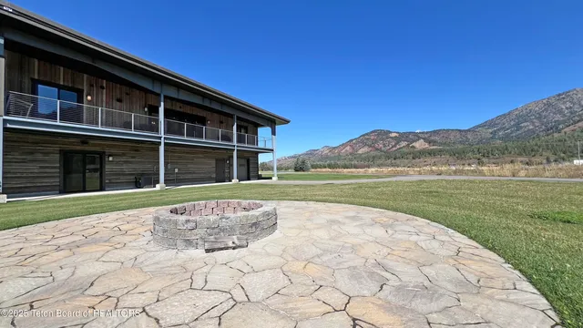 $4,150,000 | 20 Diamandis Drive, Unit 20, Alpine, WY 83128