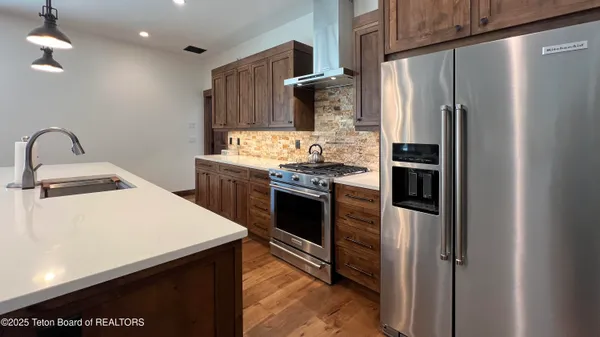 $4,150,000 | 20 Diamandis Drive, Unit 20, Alpine, WY 83128