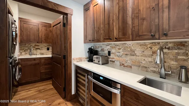 $4,150,000 | 20 Diamandis Drive, Unit 20, Alpine, WY 83128