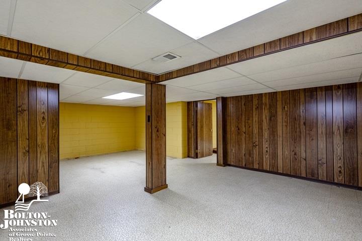 412 Lexington Road Grosse Pointe Farms, MI 48236 - Photo 36 of 43