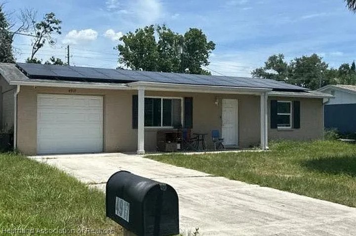 4917 Lake Ridge Lane Holiday, FL 34690 - Photo 2 of 5