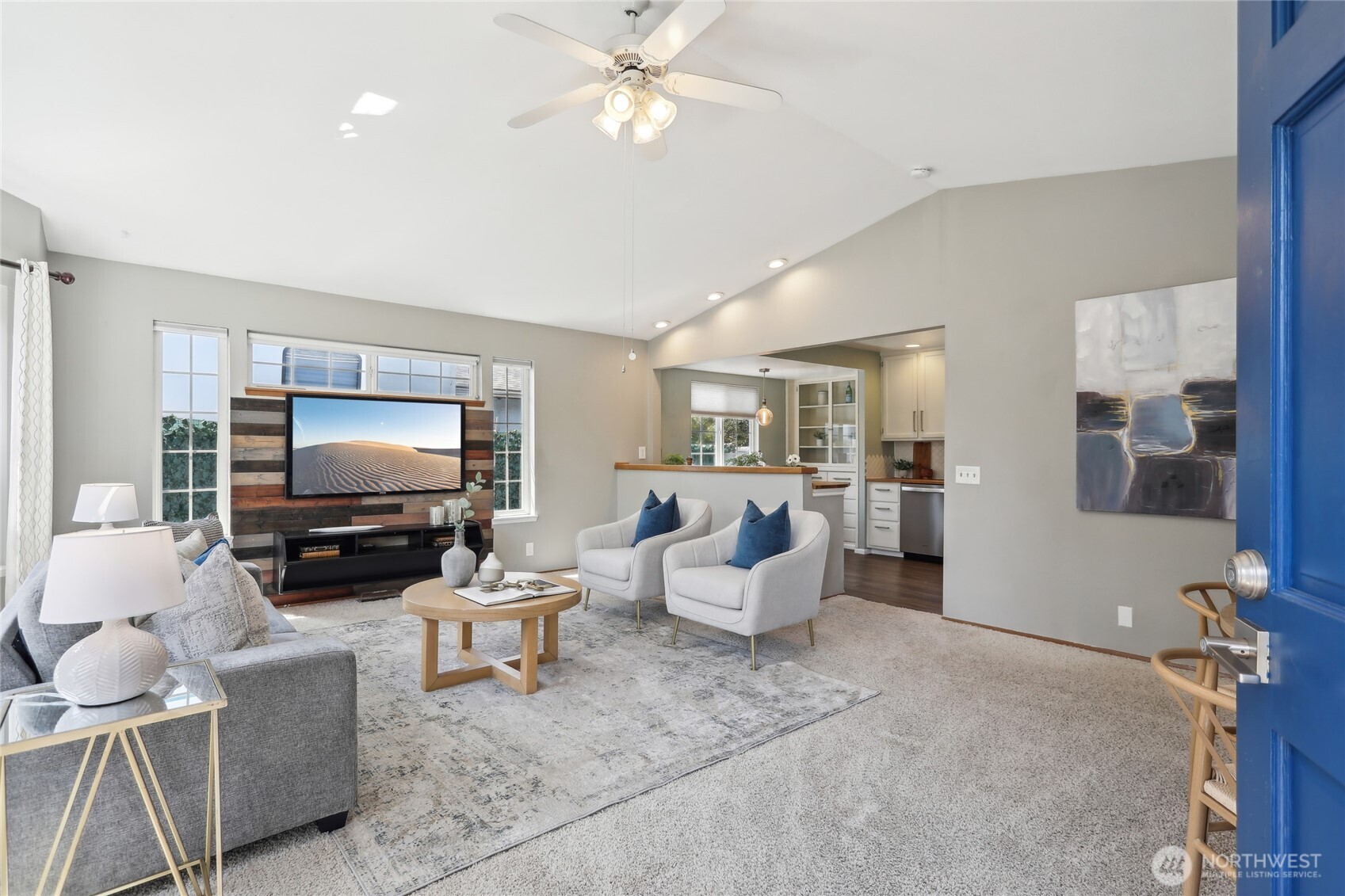 16009 12th Avenue Southwest Burien, WA 98166 - Photo 3 of 27 Gallery Image 3